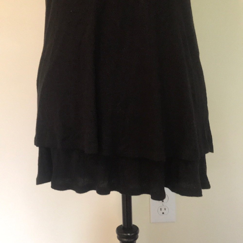 Long Open Back Layered Tank - Picture 2 of 4